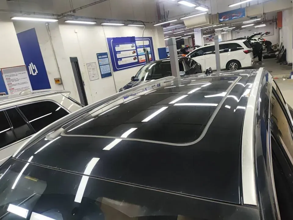 2021 Li ONE Range Extended 131HP REEV 40.5KWH,autocango,china used car exporter,china ev exporter,chinese used car exporter,chinese used ev exporter