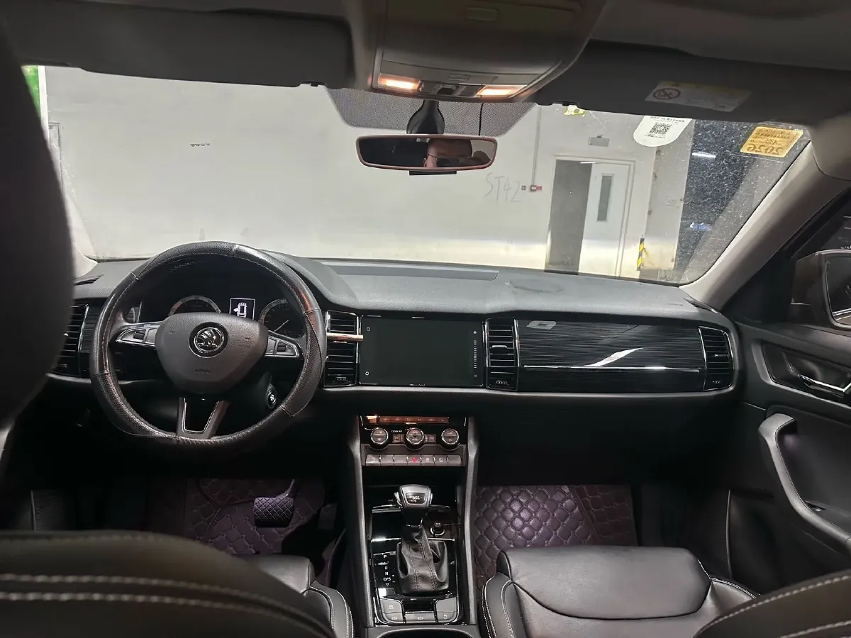 2018 Skoda Kodiak 2.0T 186HP L4 7DCT,autocango,china used car exporter,china ev exporter,chinese used car exporter,chinese used ev exporter