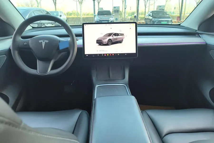 2024 Iveco OuSheng BEV 77.28KWH,autocango,china used car exporter,china ev exporter,chinese used car exporter,chinese used ev exporter