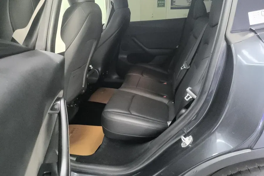 2024 Iveco OuSheng BEV 77.28KWH,autocango,china used car exporter,china ev exporter,chinese used car exporter,chinese used ev exporter