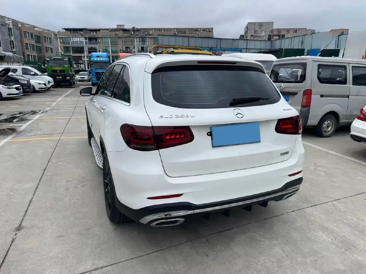 2022 Mercedes-Benz GLC Class 2.0T 197HP L4 9AT,autocango,china used car exporter,china ev exporter,chinese used car exporter,chinese used ev exporter
