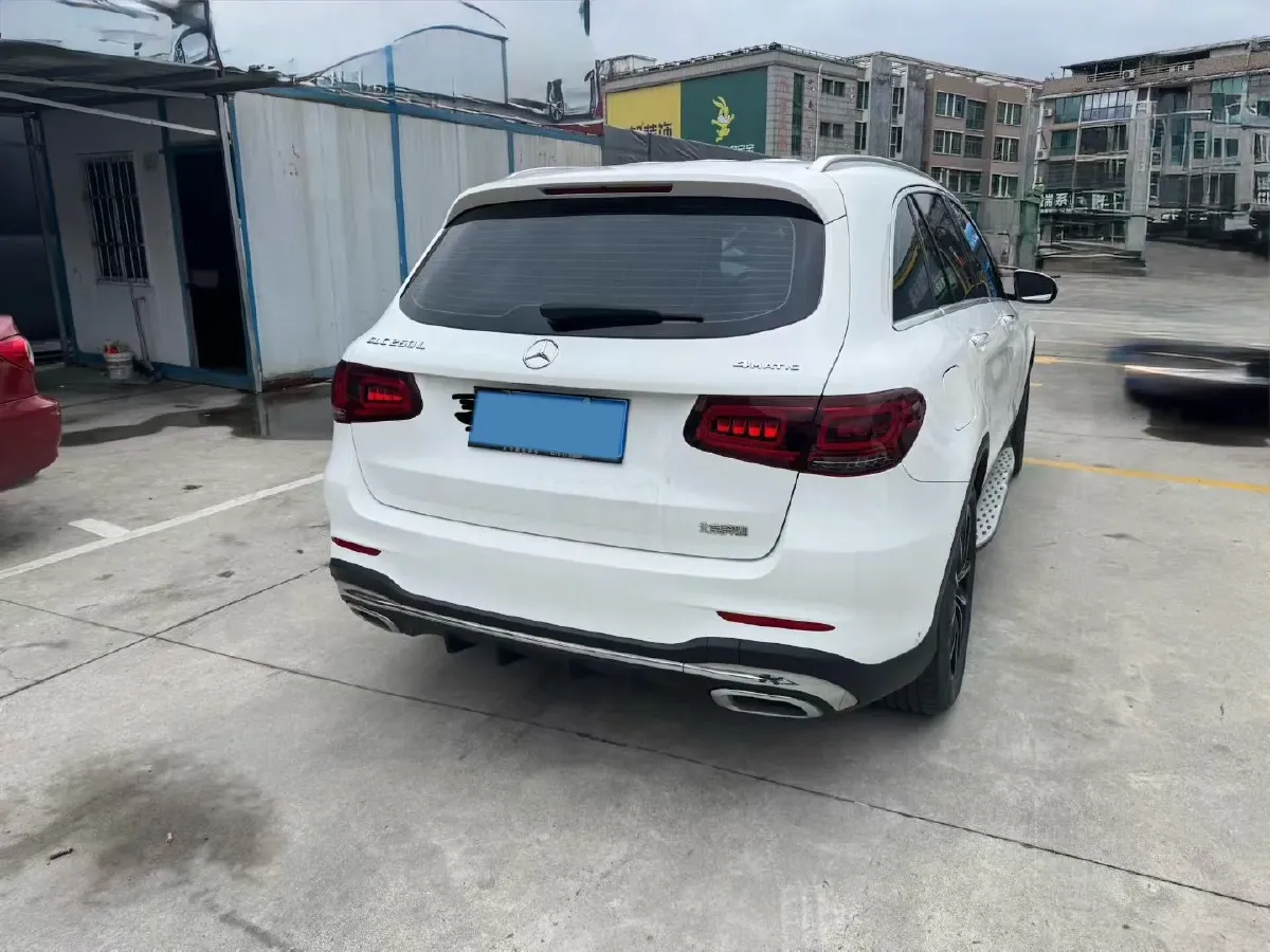 2022 Mercedes-Benz GLC Class 2.0T 197HP L4 9AT,autocango,china used car exporter,china ev exporter,chinese used car exporter,chinese used ev exporter