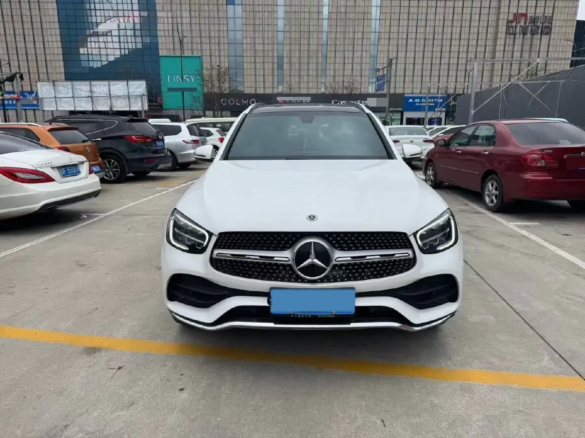 2022 Mercedes-Benz GLC Class 2.0T 197HP L4 9AT,autocango,china used car exporter,china ev exporter,chinese used car exporter,chinese used ev exporter