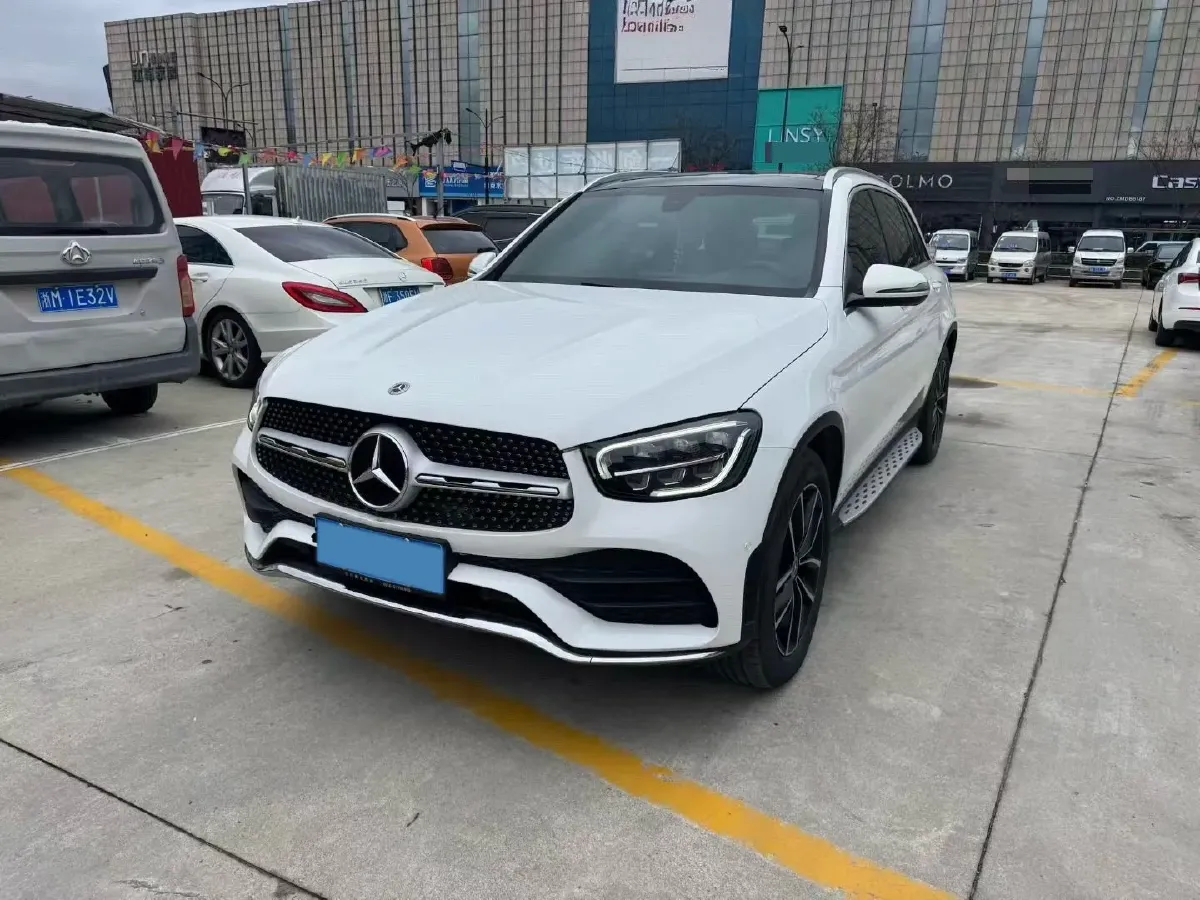 2022 Mercedes-Benz GLC Class 2.0T 197HP L4 9AT,autocango,china used car exporter,china ev exporter,chinese used car exporter,chinese used ev exporter