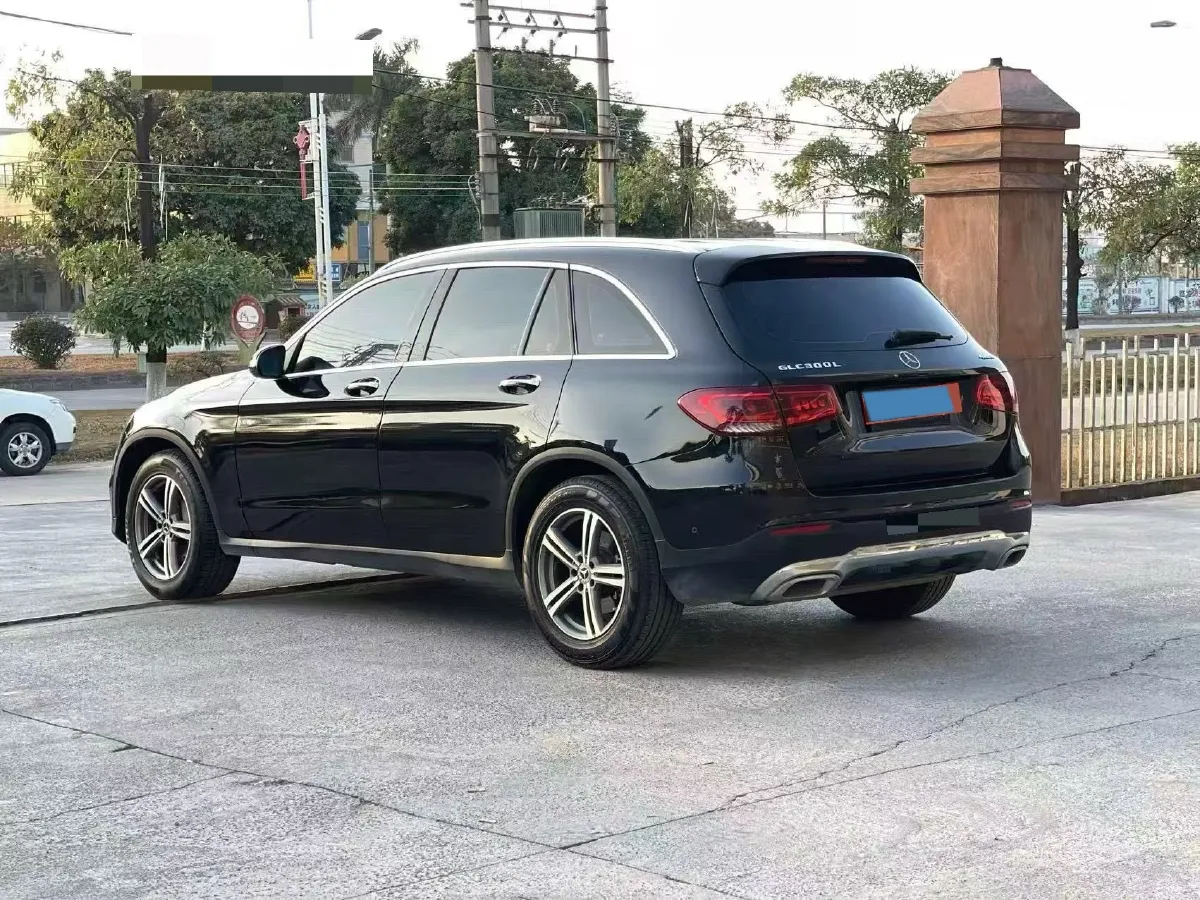 2022 Mercedes-Benz GLC Class 2.0T 197HP L4 9AT,autocango,china used car exporter,china ev exporter,chinese used car exporter,chinese used ev exporter