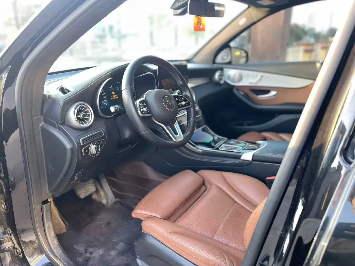 2022 Mercedes-Benz GLC Class 2.0T 197HP L4 9AT,autocango,china used car exporter,china ev exporter,chinese used car exporter,chinese used ev exporter