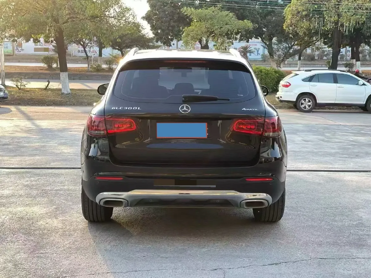 2022 Mercedes-Benz GLC Class 2.0T 197HP L4 9AT,autocango,china used car exporter,china ev exporter,chinese used car exporter,chinese used ev exporter