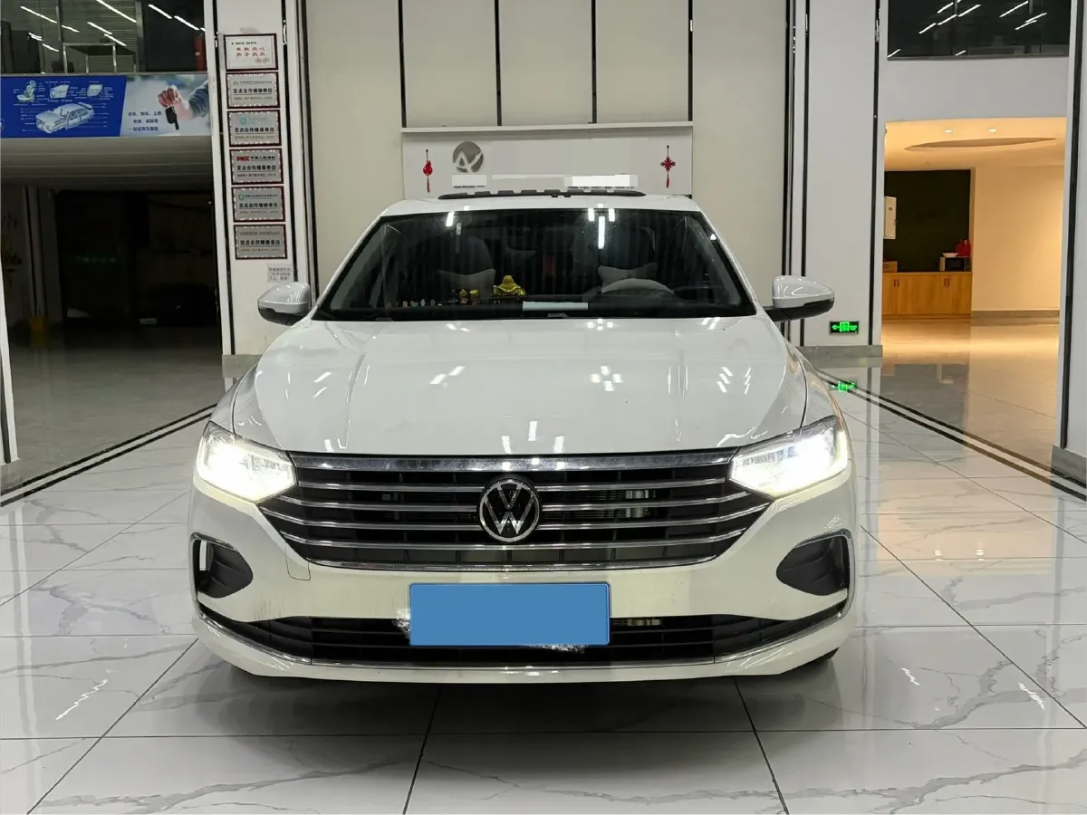 2023 Volkswagen Lavida 1.5L 110HP L4 6AT,autocango,china used car exporter,china ev exporter,chinese used car exporter,chinese used ev exporter