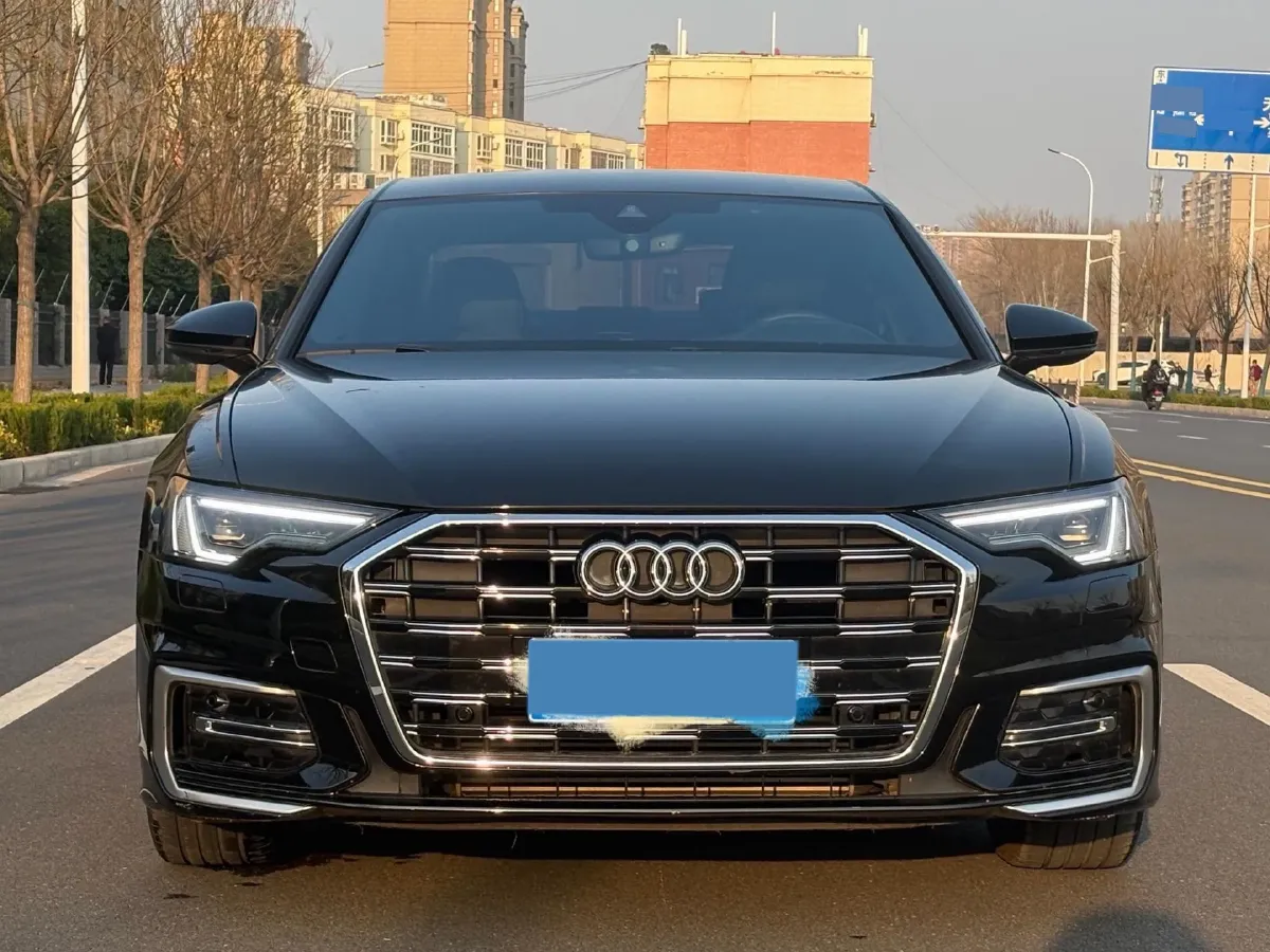 2023 Audi A6L 2.0T 245HP L4 7DCT,autocango,china used car exporter,china ev exporter,chinese used car exporter,chinese used ev exporter