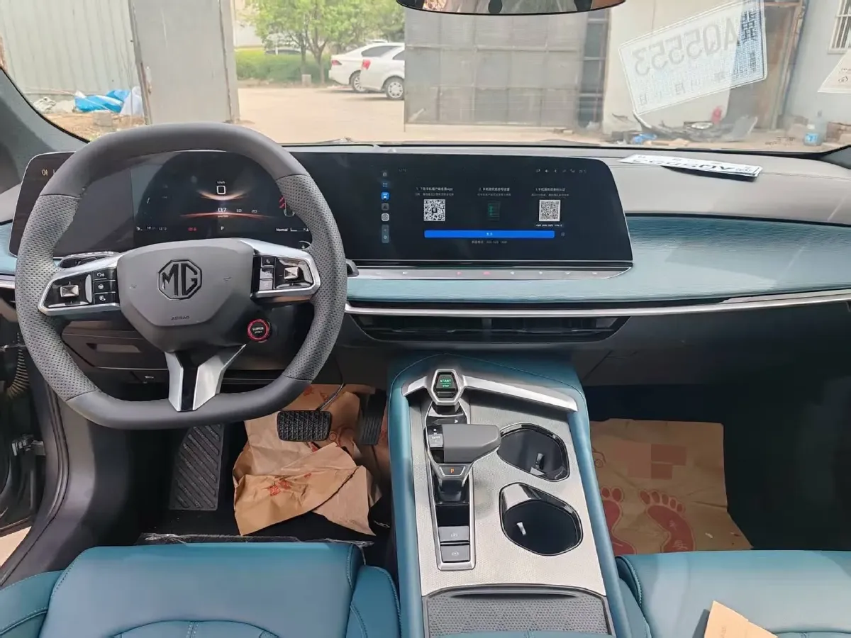 2025 MG 7 1.5T 188HP L4 7DCT,autocango,china used car exporter,china ev exporter,chinese used car exporter,chinese used ev exporter