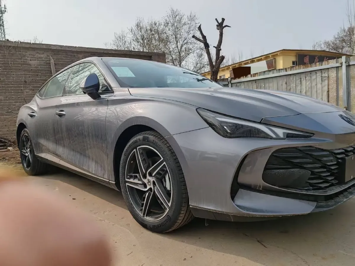 2025 MG 7 1.5T 188HP L4 7DCT,autocango,china used car exporter,china ev exporter,chinese used car exporter,chinese used ev exporter