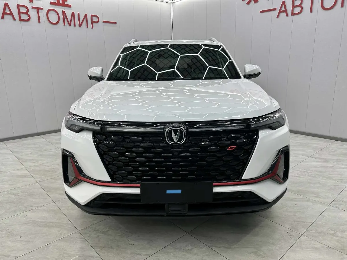 2022 ChangAn CS35 Plus 1.4T 160HP L4 7DCT,autocango,china used car exporter,china ev exporter,chinese used car exporter,chinese used ev exporter
