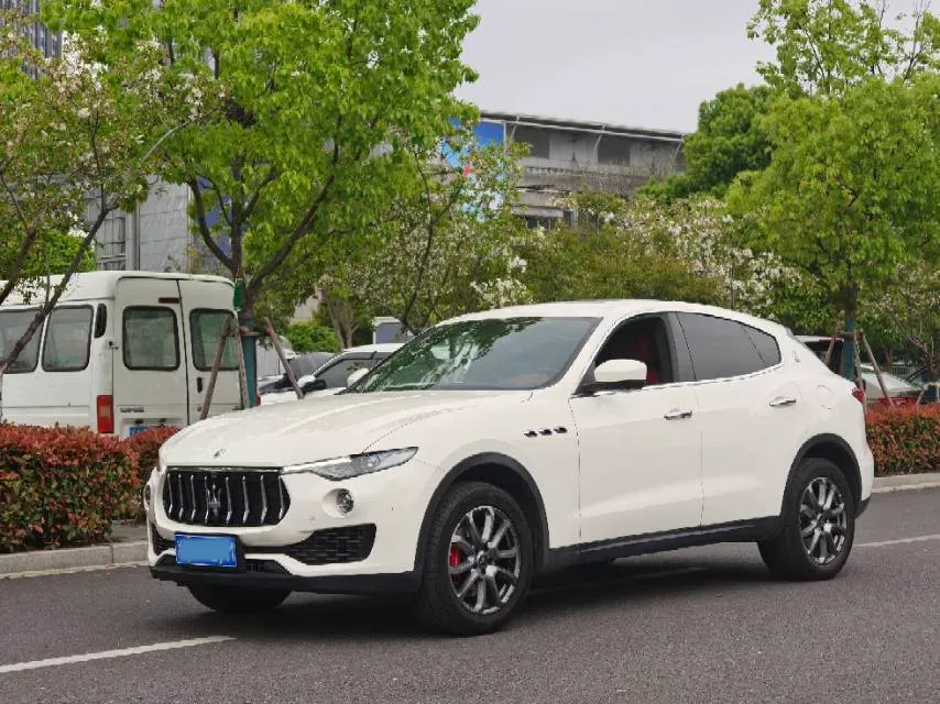 2021 Maserati Levante 3.0T 350HP V6 8AT,autocango,china used car exporter,china ev exporter,chinese used car exporter,chinese used ev exporter