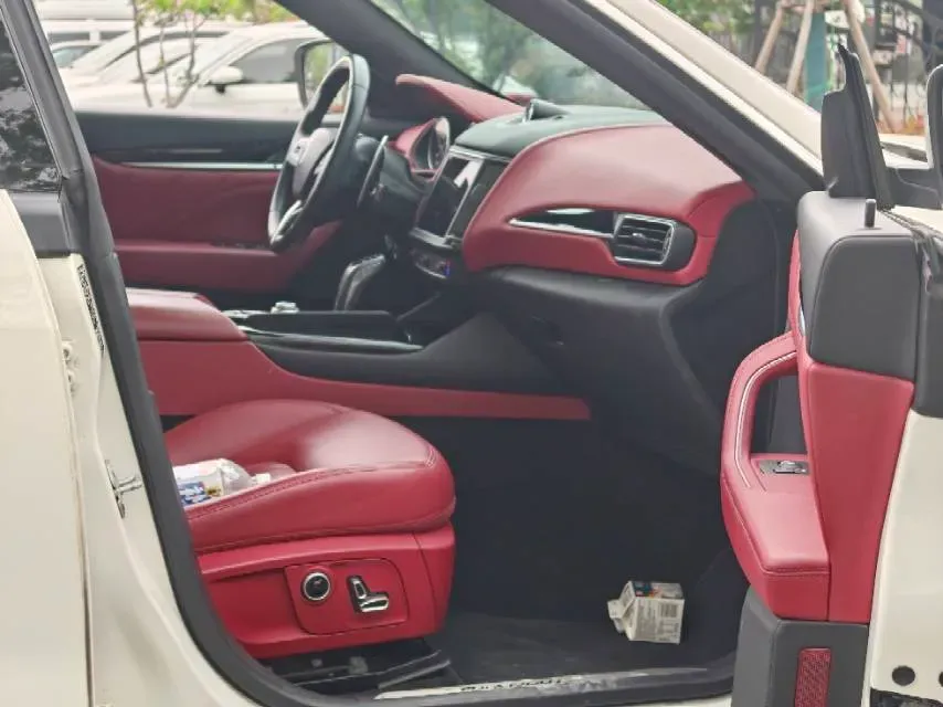 2021 Maserati Levante 3.0T 350HP V6 8AT,autocango,china used car exporter,china ev exporter,chinese used car exporter,chinese used ev exporter