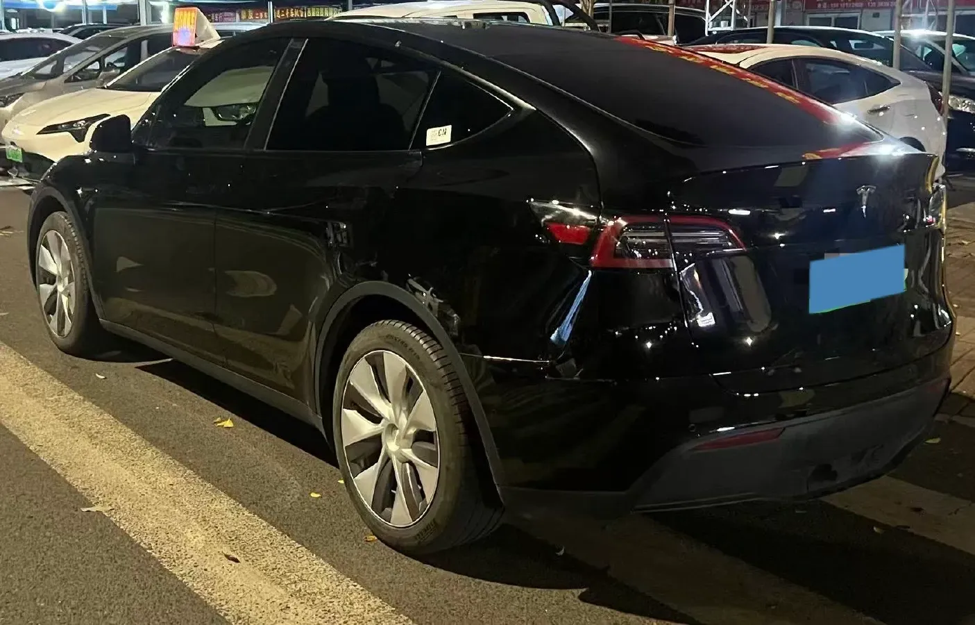 2022 Tesla Model Y BEV 60KWH,autocango,china used car exporter,china ev exporter,chinese used car exporter,chinese used ev exporter