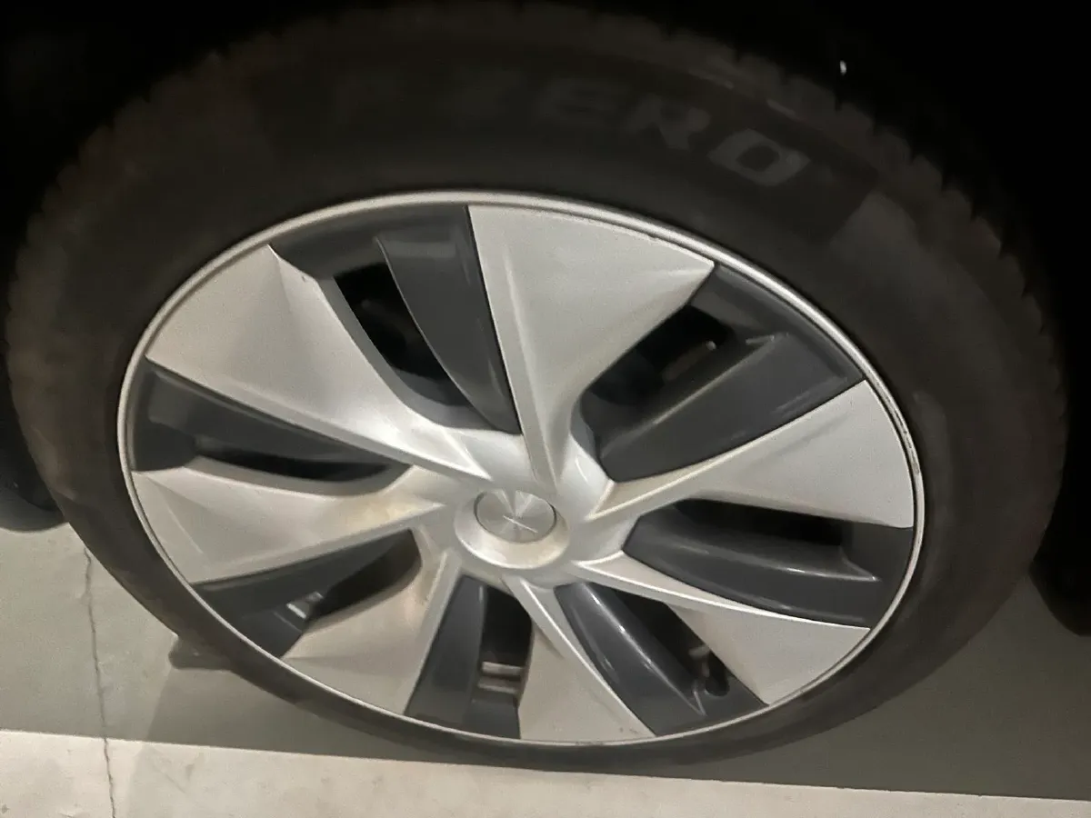 2022 Tesla Model Y BEV 60KWH,autocango,china used car exporter,china ev exporter,chinese used car exporter,chinese used ev exporter