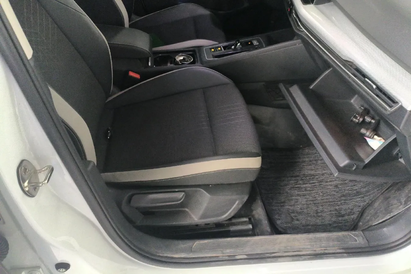 2021 Volkswagen Golf 1.4T 150HP L4 7DCT,autocango,china used car exporter,china ev exporter,chinese used car exporter,chinese used ev exporter