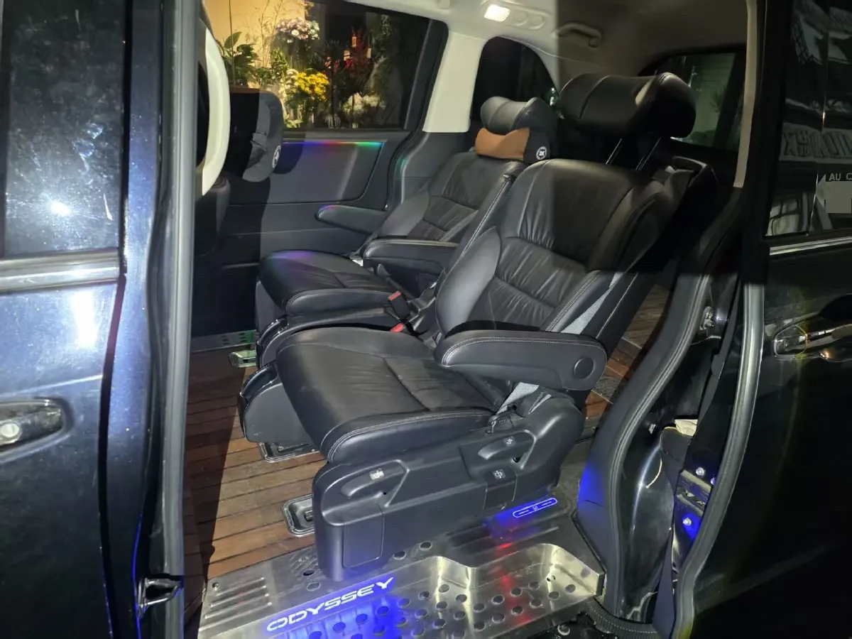 2021 Honda Odyssey 2.0L 146HP L4 E-CVT Hybrid,autocango,china used car exporter,china ev exporter,chinese used car exporter,chinese used ev exporter