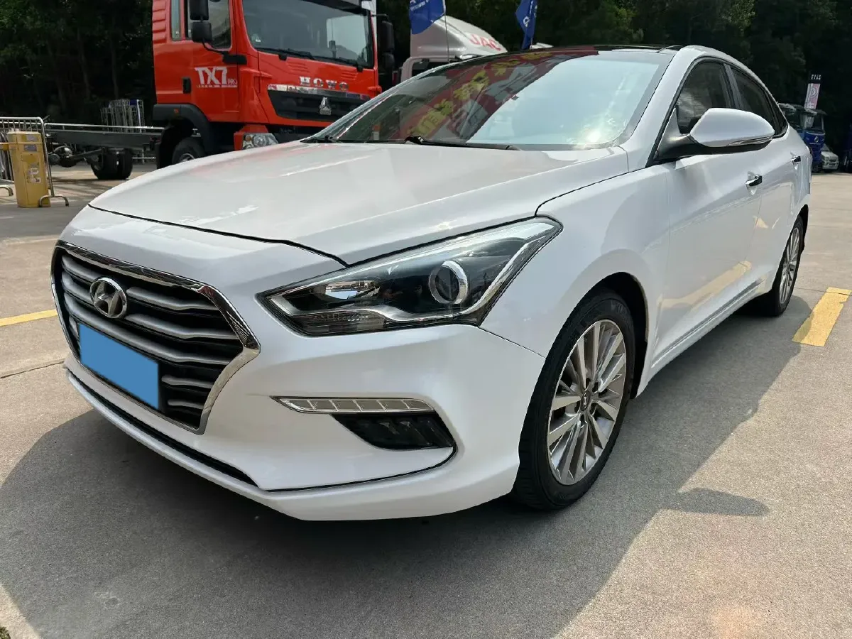 2017 Hyundai Mistra 1.8L 143HP L4 6AT,autocango,china used car exporter,china ev exporter,chinese used car exporter,chinese used ev exporter