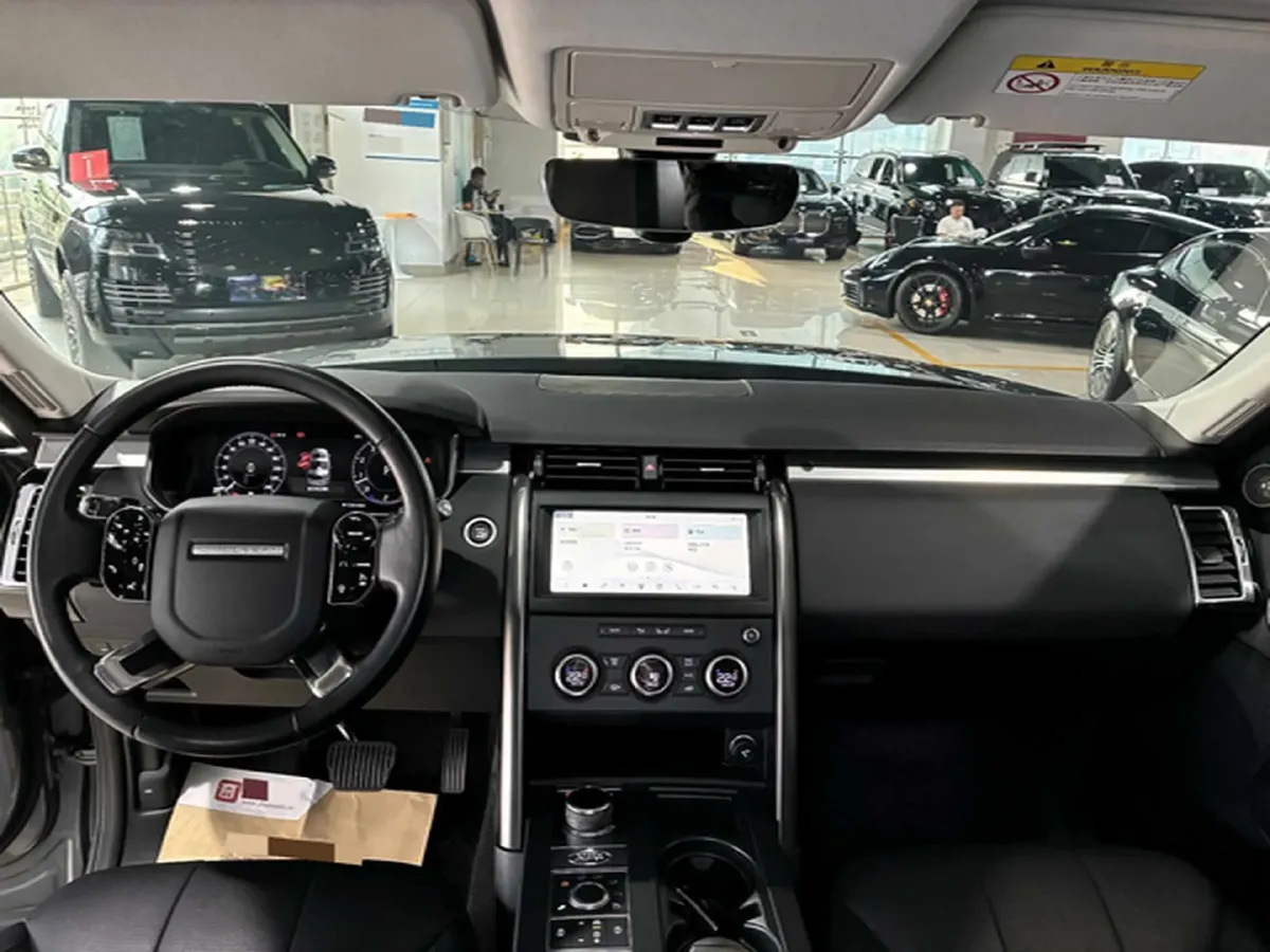 2020 Land Rover Discovery 3.0T 340HP V6 8AT,autocango,china used car exporter,china ev exporter,chinese used car exporter,chinese used ev exporter