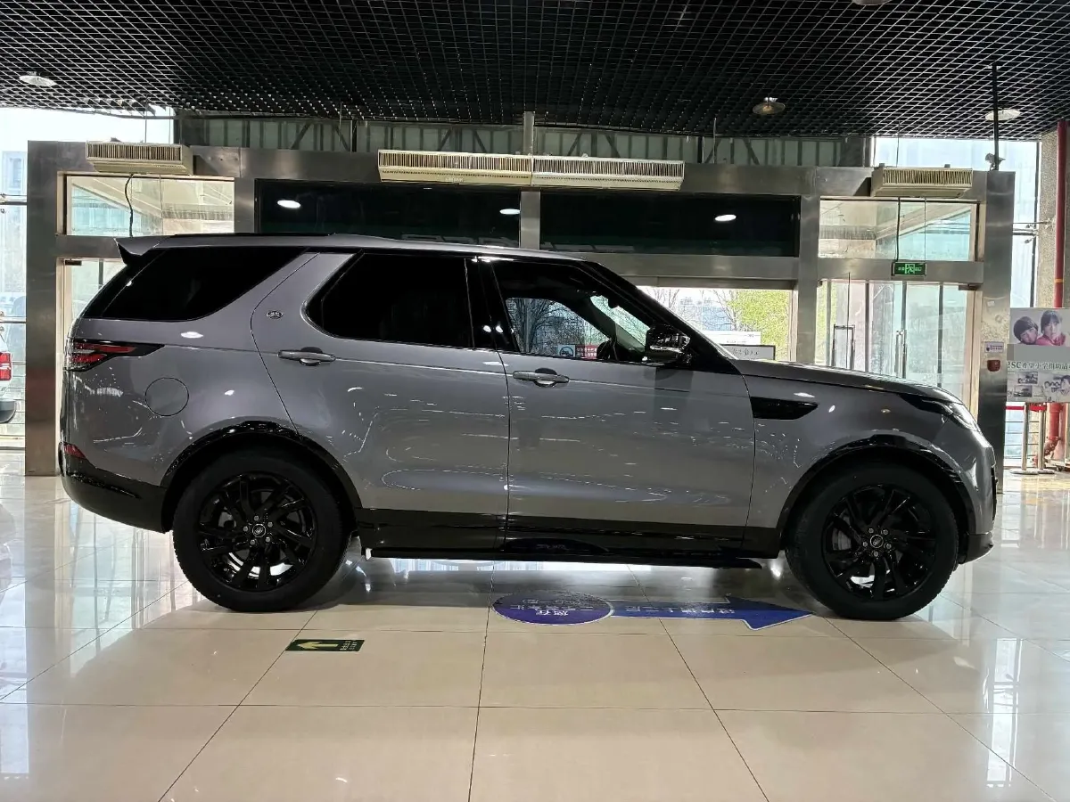 2020 Land Rover Discovery 3.0T 340HP V6 8AT,autocango,china used car exporter,china ev exporter,chinese used car exporter,chinese used ev exporter