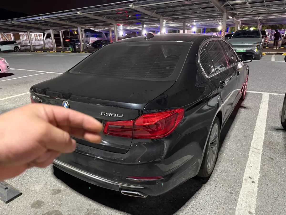 2020 BMW 5 Series 2.0T 252HP L4 8AT,autocango,china used car exporter,china ev exporter,chinese used car exporter,chinese used ev exporter