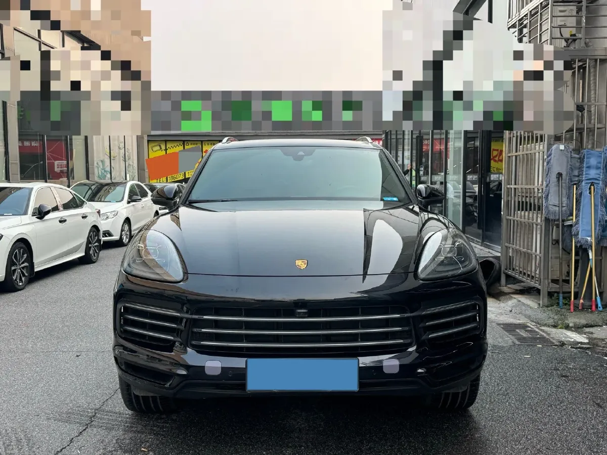 2021 Porsche Cayenne 2.0T 252HP L4 8AT PHEV 17.9KWH,autocango,china used car exporter,china ev exporter,chinese used car exporter,chinese used ev exporter