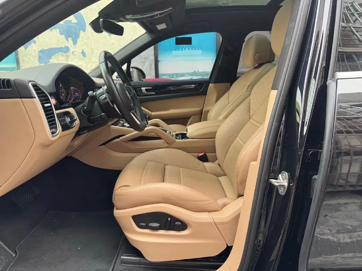 2021 Porsche Cayenne 2.0T 252HP L4 8AT PHEV 17.9KWH,autocango,china used car exporter,china ev exporter,chinese used car exporter,chinese used ev exporter