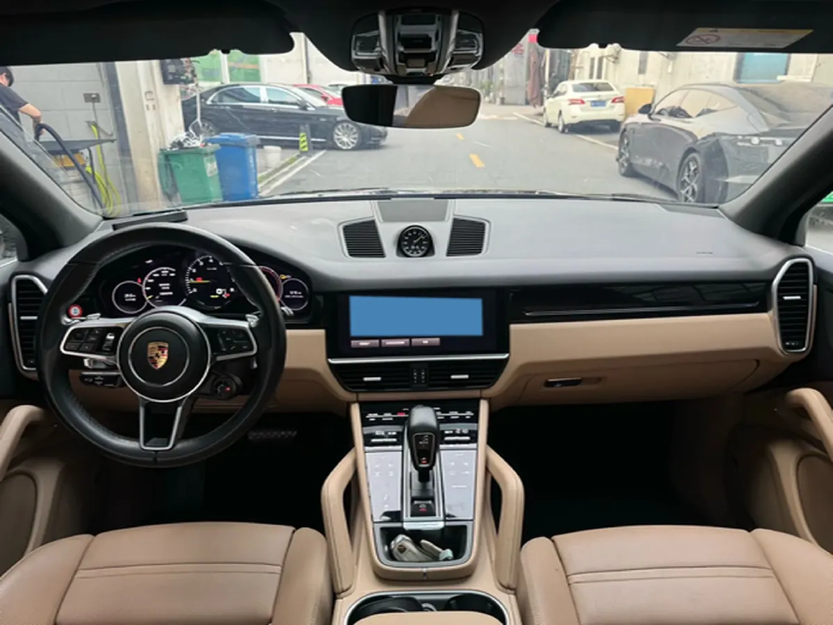 2021 Porsche Cayenne 2.0T 252HP L4 8AT PHEV 17.9KWH,autocango,china used car exporter,china ev exporter,chinese used car exporter,chinese used ev exporter
