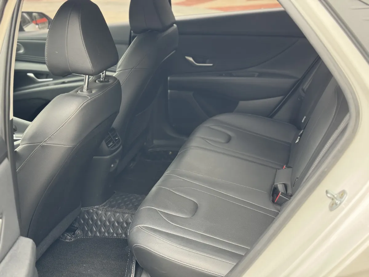 2023 Hyundai Elantra 1.5L 115HP L4 CVT,autocango,china used car exporter,china ev exporter,chinese used car exporter,chinese used ev exporter