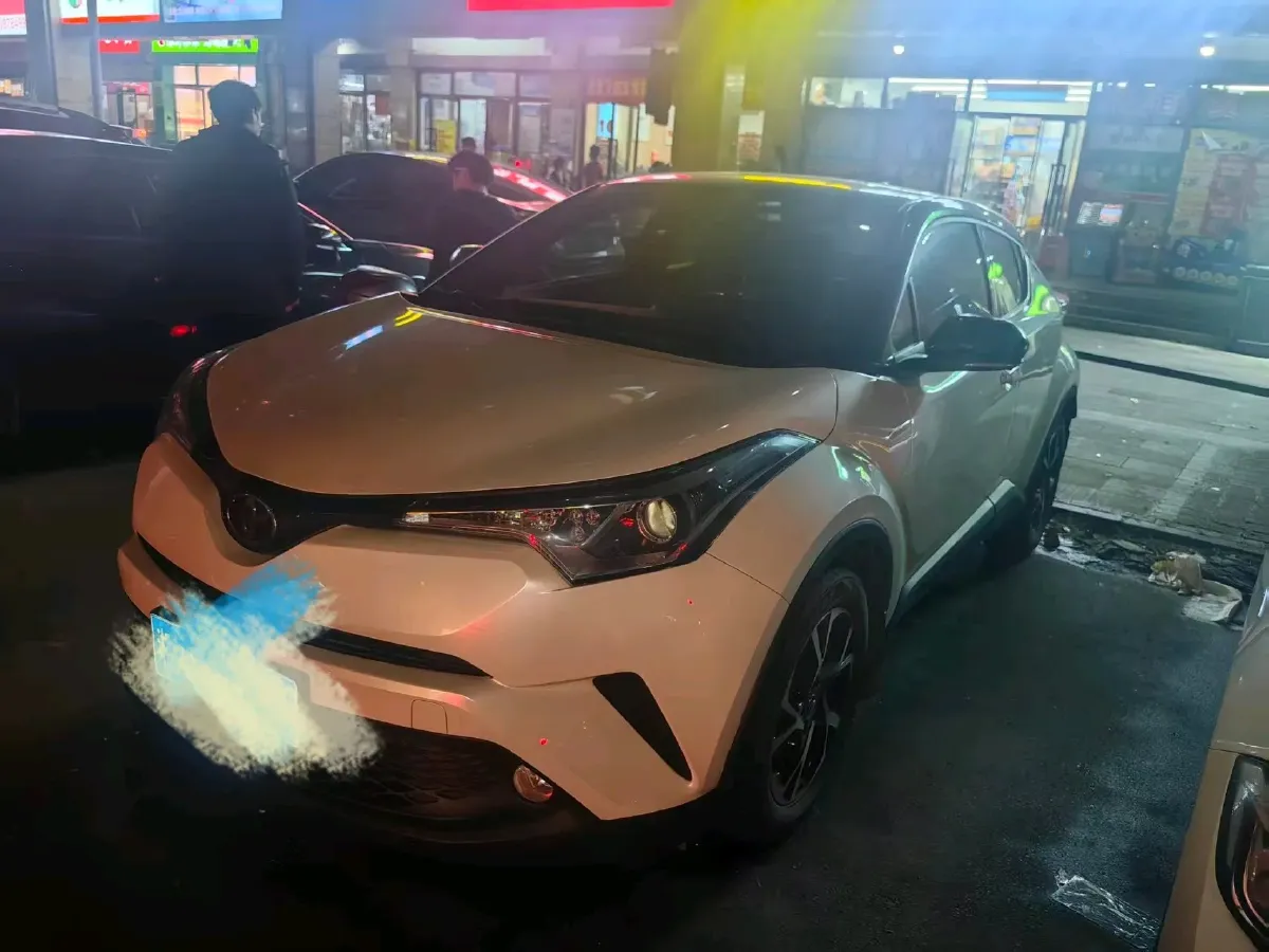 2018 Toyota C-HR 2.0L 171HP L4 CVT,autocango,china used car exporter,china ev exporter,chinese used car exporter,chinese used ev exporter
