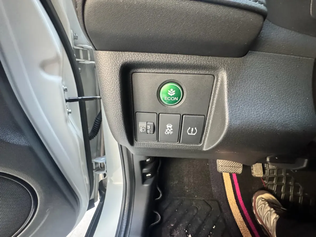 2020 Honda Vezel 1.5L 131HP L4 CVT,autocango,china used car exporter,china ev exporter,chinese used car exporter,chinese used ev exporter