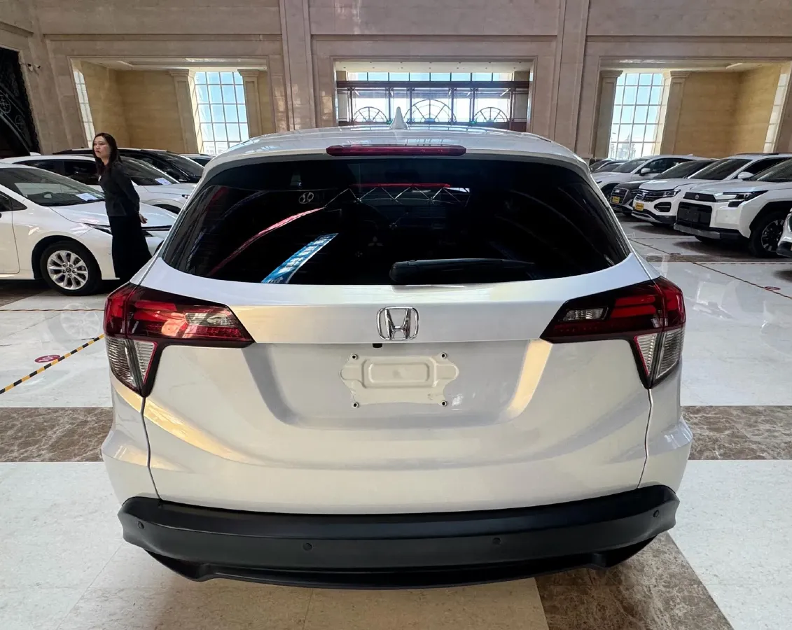 2020 Honda Vezel 1.5L 131HP L4 CVT,autocango,china used car exporter,china ev exporter,chinese used car exporter,chinese used ev exporter