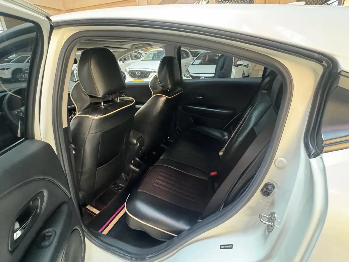 2020 Honda Vezel 1.5L 131HP L4 CVT,autocango,china used car exporter,china ev exporter,chinese used car exporter,chinese used ev exporter