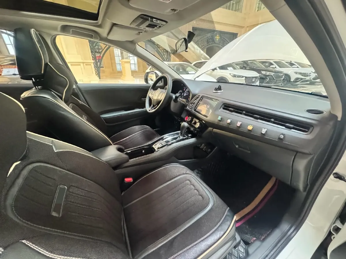 2020 Honda Vezel 1.5L 131HP L4 CVT,autocango,china used car exporter,china ev exporter,chinese used car exporter,chinese used ev exporter