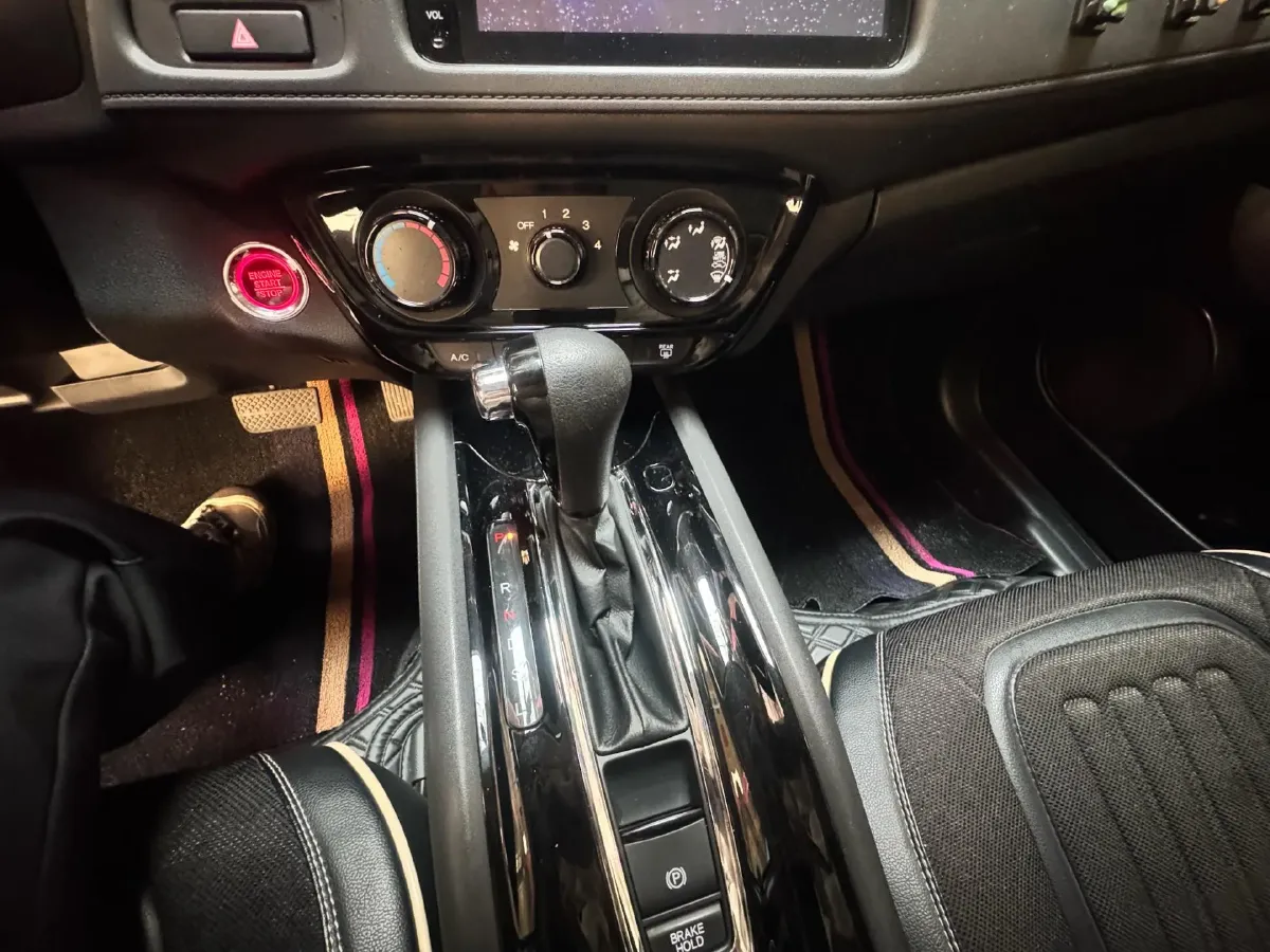 2020 Honda Vezel 1.5L 131HP L4 CVT,autocango,china used car exporter,china ev exporter,chinese used car exporter,chinese used ev exporter