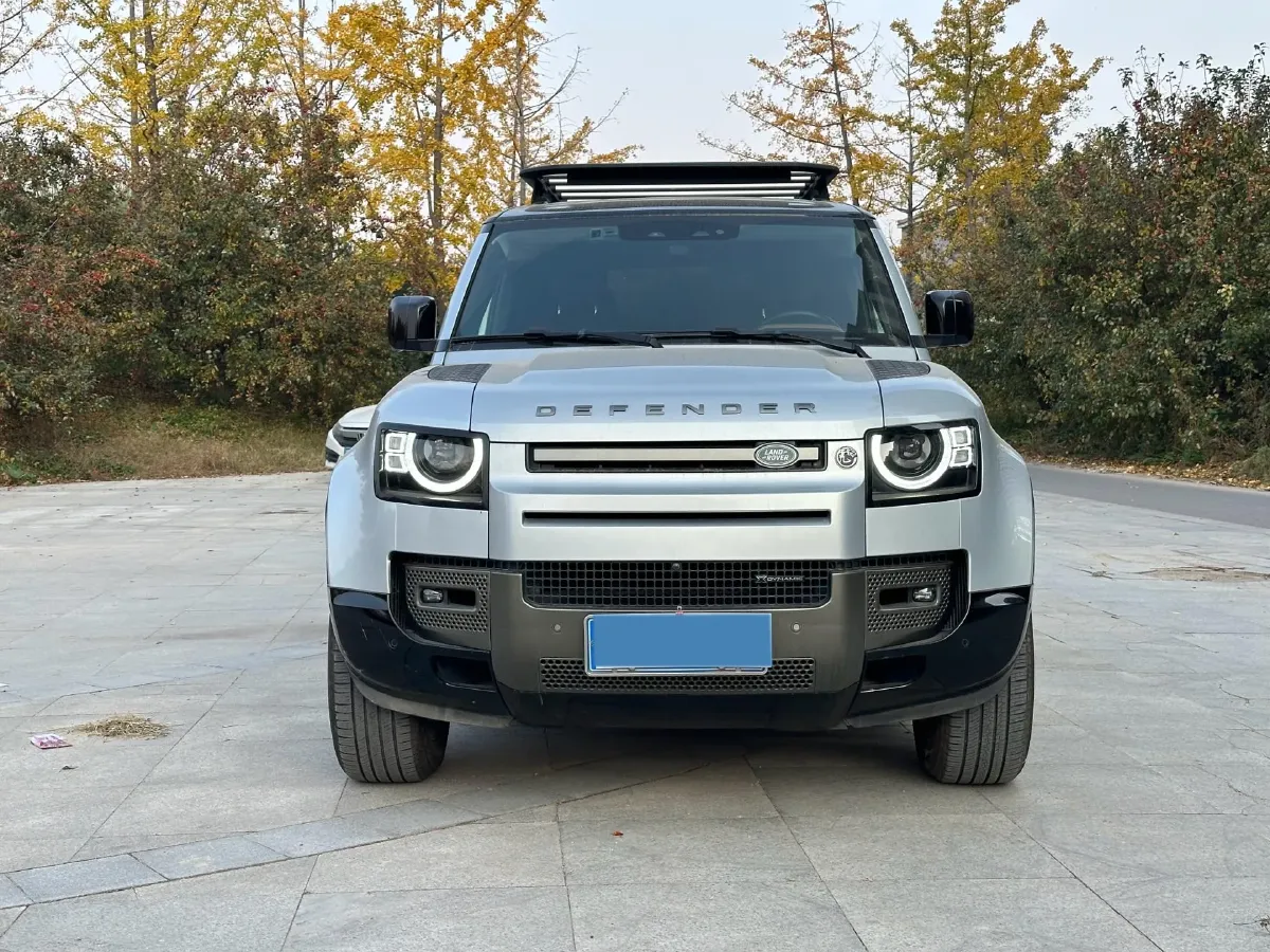 2023 Land Rover Defender 3.0T 400HP L6 8AT,autocango,china used car exporter,china ev exporter,chinese used car exporter,chinese used ev exporter