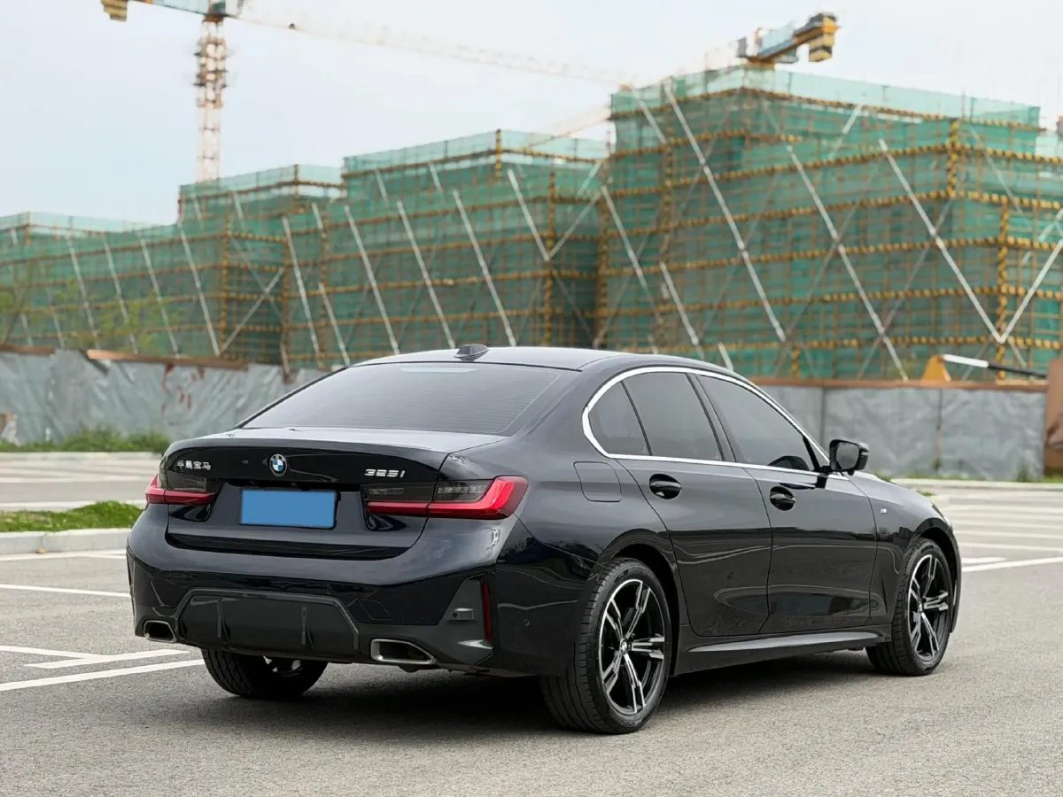2023 BMW 3 Series 2.0T 184HP L4 8AT,autocango,china used car exporter,china ev exporter,chinese used car exporter,chinese used ev exporter