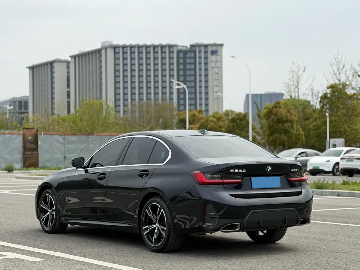 2023 BMW 3 Series 2.0T 184HP L4 8AT,autocango,china used car exporter,china ev exporter,chinese used car exporter,chinese used ev exporter