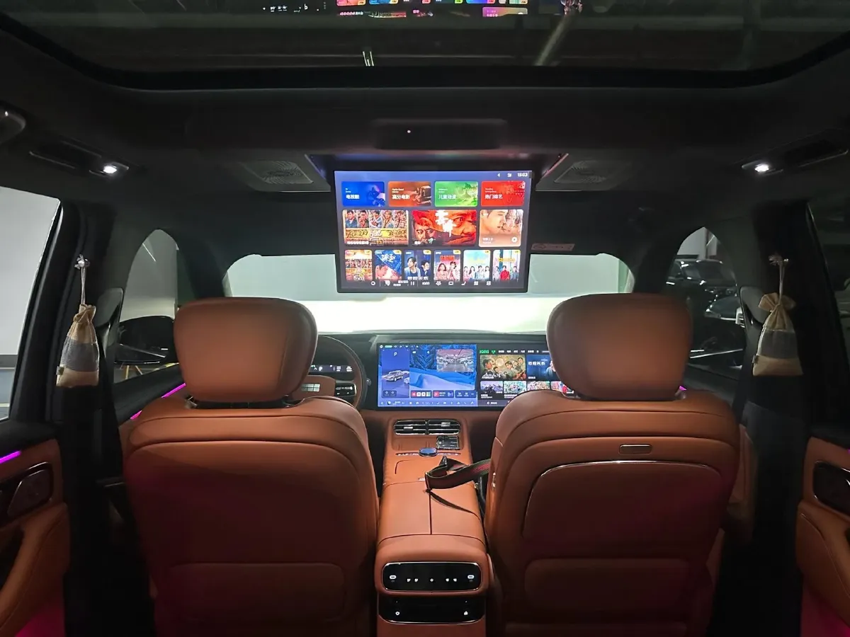 2025 Volkswagen Tiguan L 2.0T 220HP L4 7DCT,autocango,china used car exporter,china ev exporter,chinese used car exporter,chinese used ev exporter