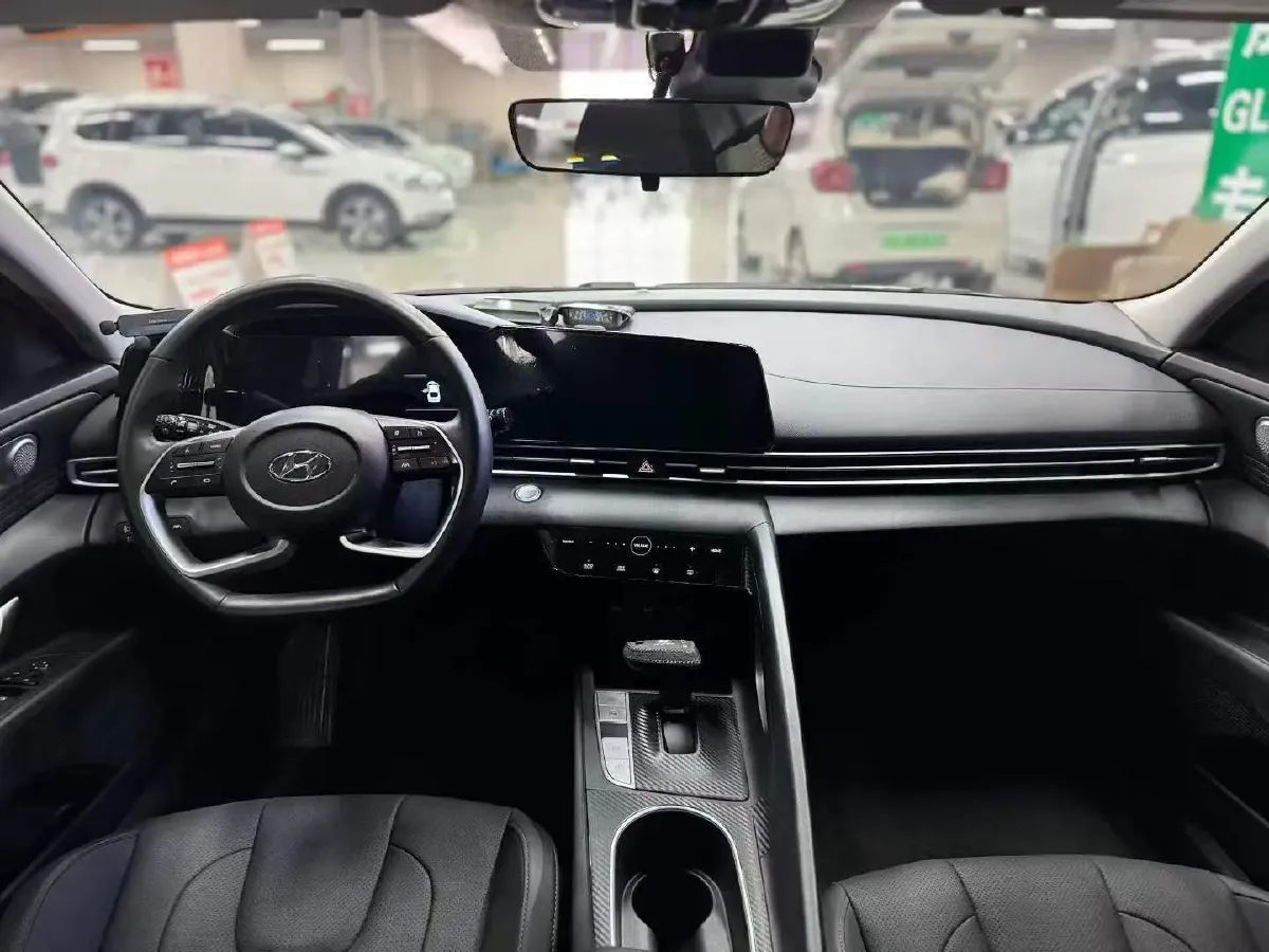 2023 Hyundai Elantra 1.5L 115HP L4 CVT,autocango,china used car exporter,china ev exporter,chinese used car exporter,chinese used ev exporter