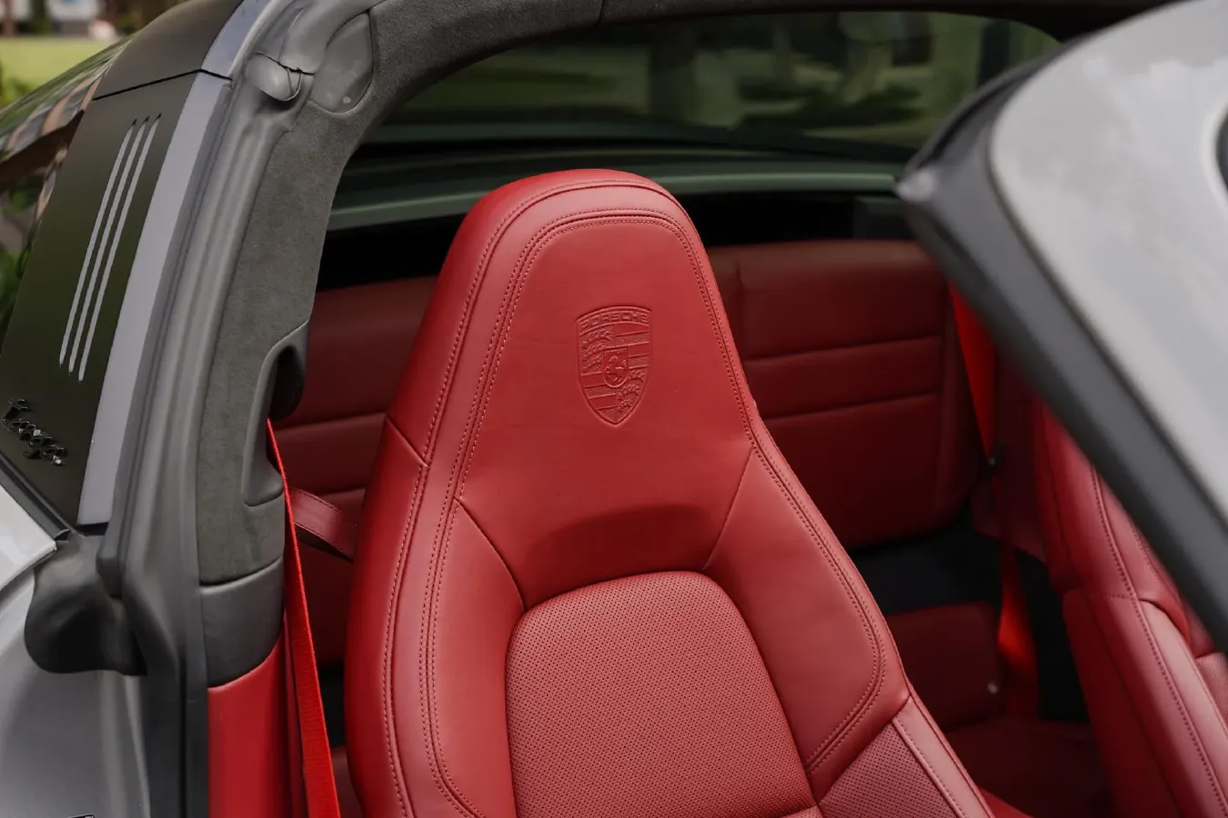 2023 Porsche 911 3.0T 450HP H6 8DCT,autocango,china used car exporter,china ev exporter,chinese used car exporter,chinese used ev exporter