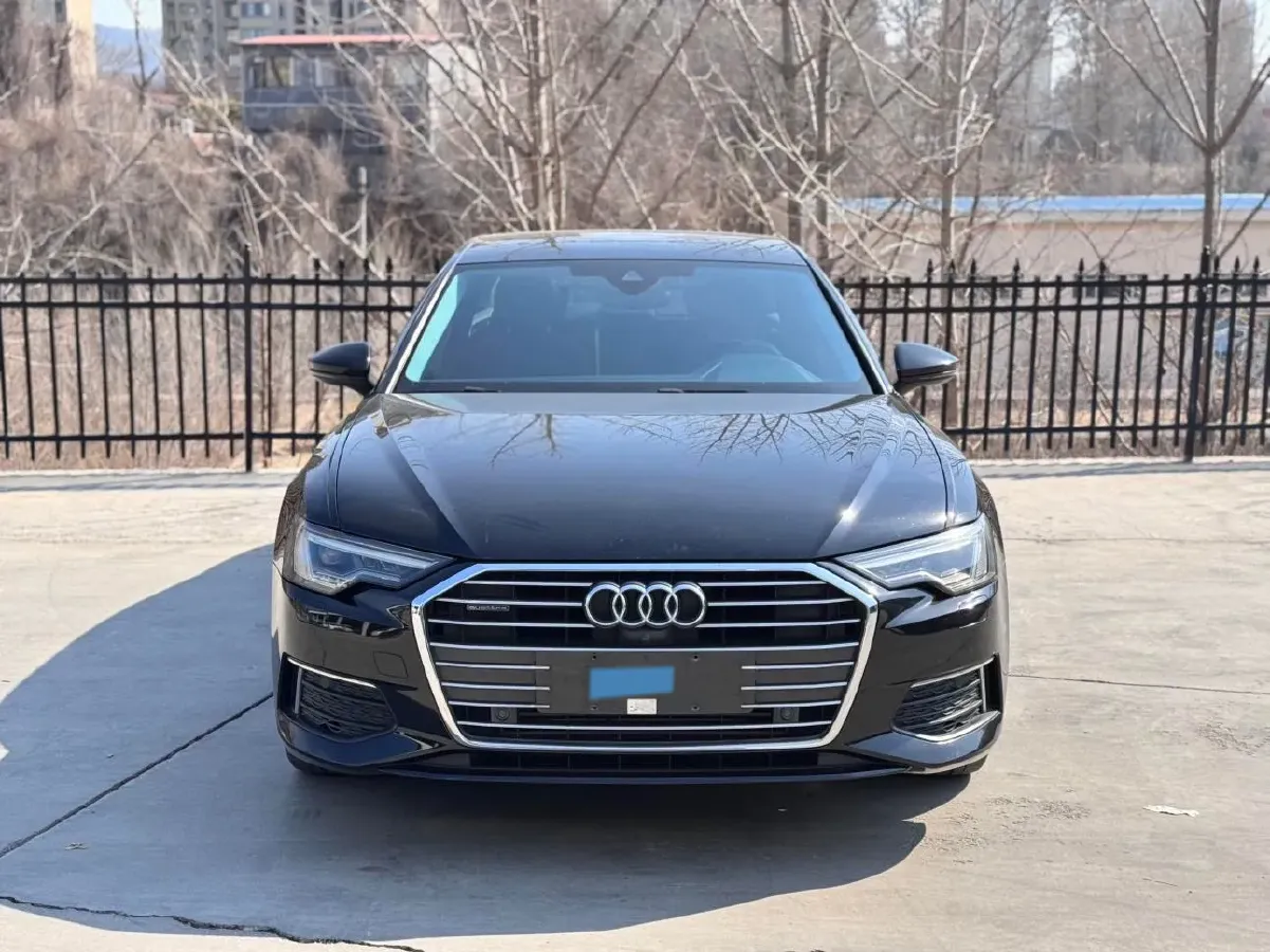 2020 Audi A6L 2.0T 224HP L4 7DCT,autocango,china used car exporter,china ev exporter,chinese used car exporter,chinese used ev exporter