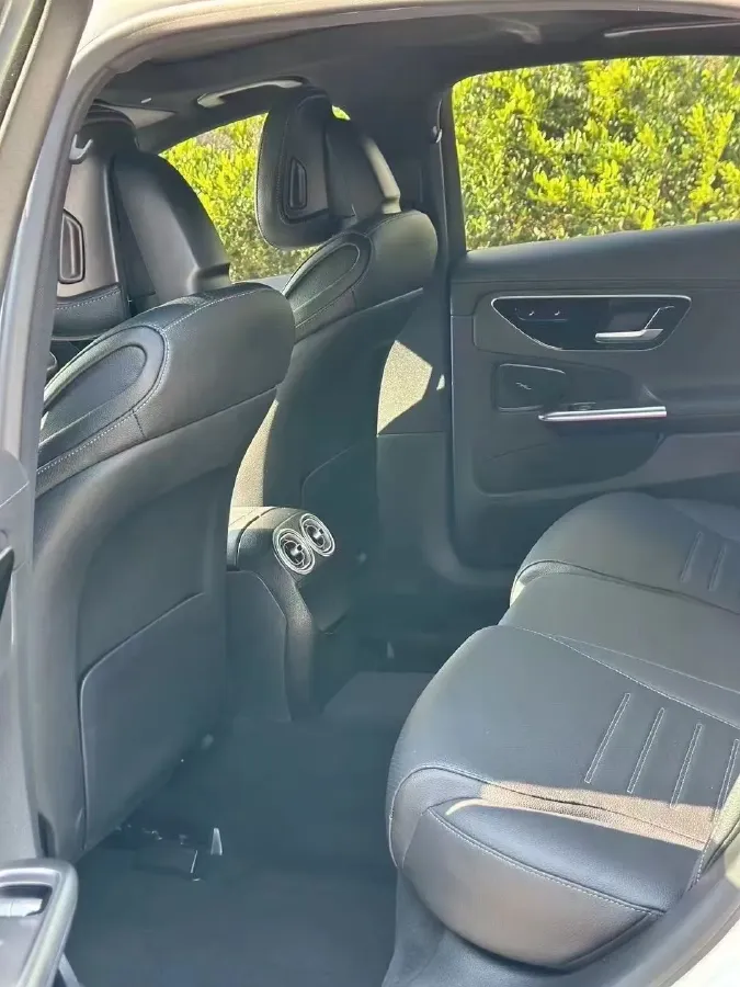 2022 Mercedes-Benz C Class 1.5T 204HP L4 9AT,autocango,china used car exporter,china ev exporter,chinese used car exporter,chinese used ev exporter