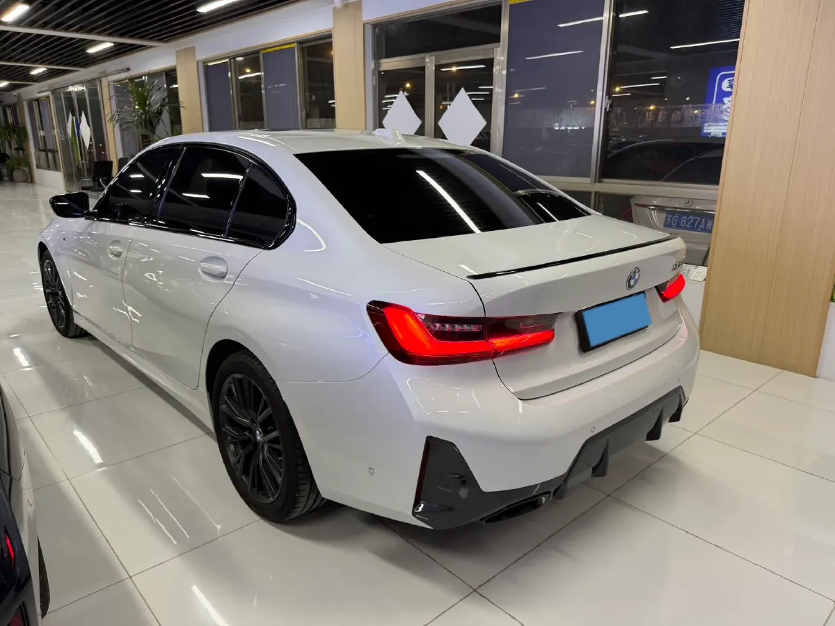 2023 BMW 3 Series 2.0T 184HP L4 8AT,autocango,china used car exporter,china ev exporter,chinese used car exporter,chinese used ev exporter