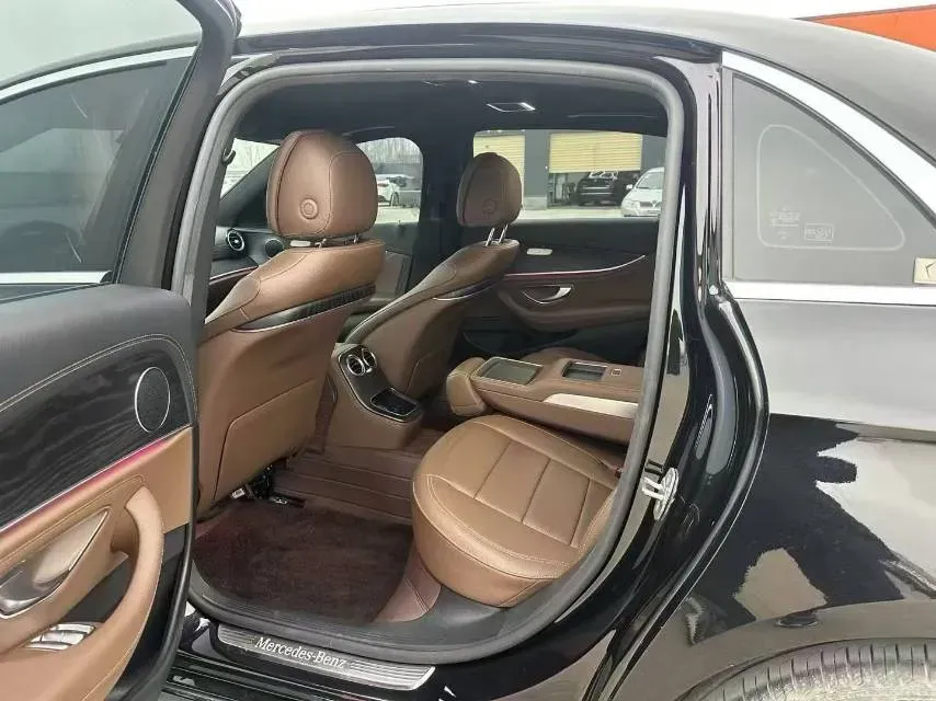 2022 Mercedes-Benz E Class 2.0T 258HP L4 9AT,autocango,china used car exporter,china ev exporter,chinese used car exporter,chinese used ev exporter