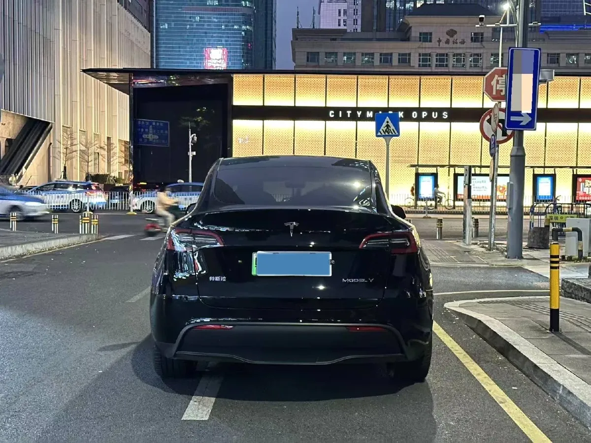 2021 MINI COUNTRYMAN 1.5T 136HP L3 8AT,autocango,china used car exporter,china ev exporter,chinese used car exporter,chinese used ev exporter