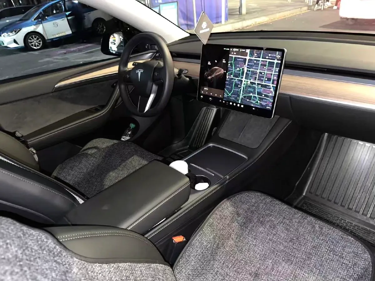 2021 MINI COUNTRYMAN 1.5T 136HP L3 8AT,autocango,china used car exporter,china ev exporter,chinese used car exporter,chinese used ev exporter