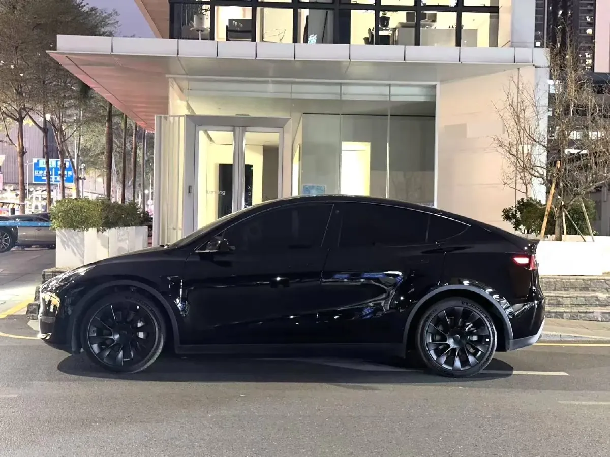 2021 MINI COUNTRYMAN 1.5T 136HP L3 8AT,autocango,china used car exporter,china ev exporter,chinese used car exporter,chinese used ev exporter