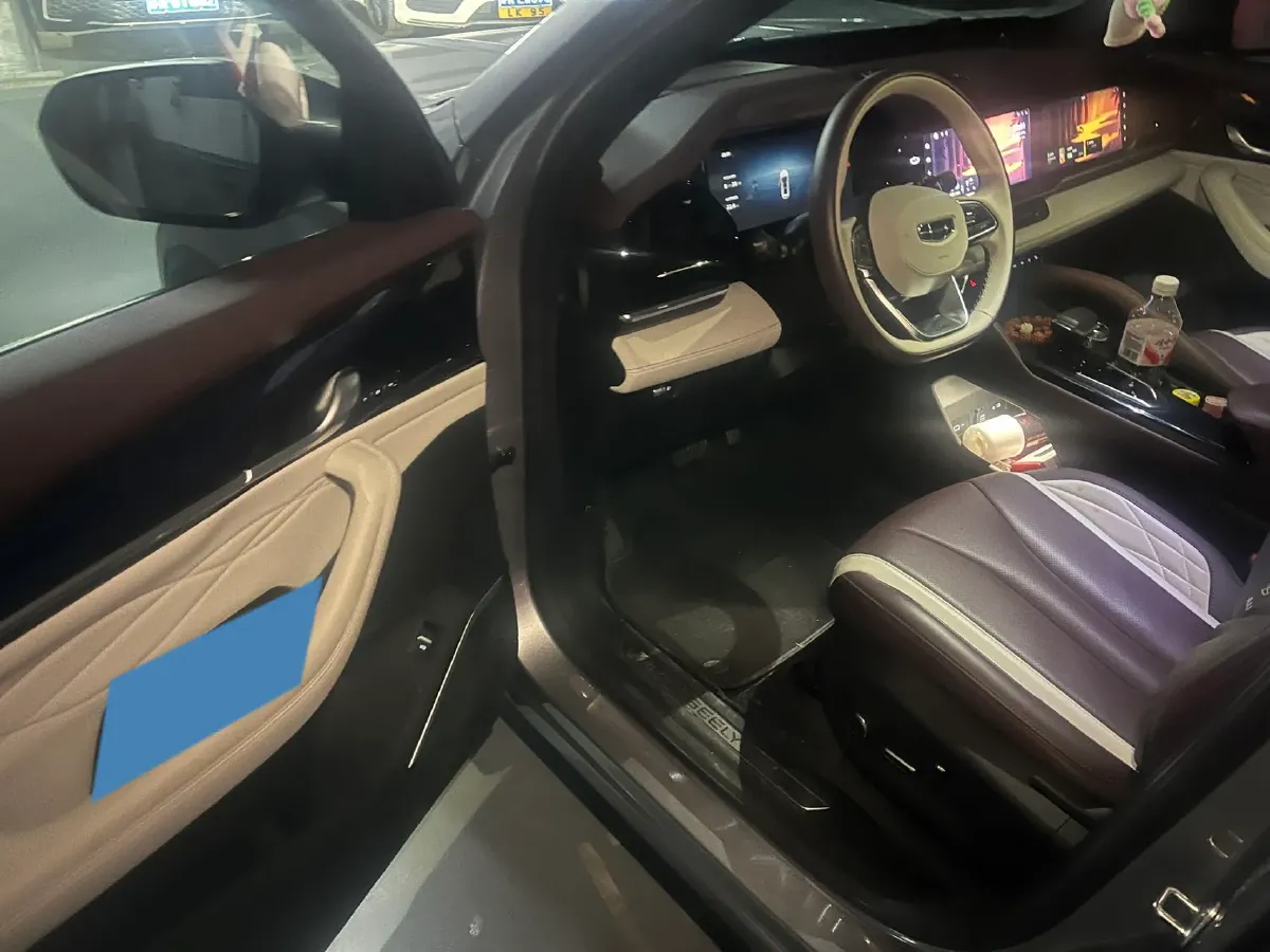 2024 Geely Monjaro 2.0T 238HP L4 8AT,autocango,china used car exporter,china ev exporter,chinese used car exporter,chinese used ev exporter